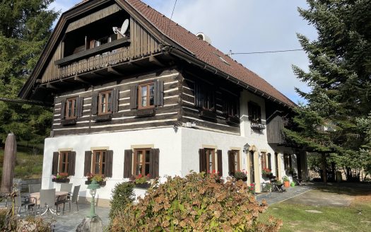 Wo Geschichte auf Geborgenheit trifft – Historisches Haus mit Herz und Charakter