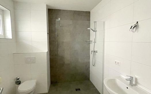 Kleine 2-Zimmer Wohnung in Landskron – Leben zwischen Natur und Stadt