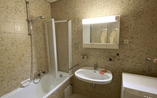 3-Zimmer-Wohnung mit Loggia & Tiefgaragenplatz in beliebtem Stadtteil Warmbad-Judendorf