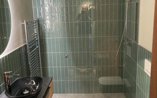 Urbanes Wohnen: Hochwertige 1-Zimmer-Designerwohnung in der Oberfeldstraße