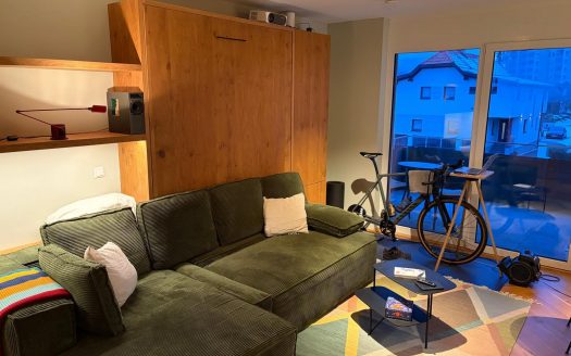 Urbanes Wohnen: Hochwertige 1-Zimmer-Designerwohnung in der Oberfeldstraße