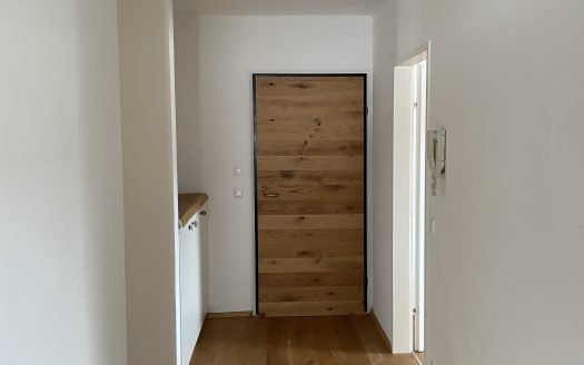 Moderne 4-Zimmer-Wohnung mit Balkon & Bergblick in Finkenstein