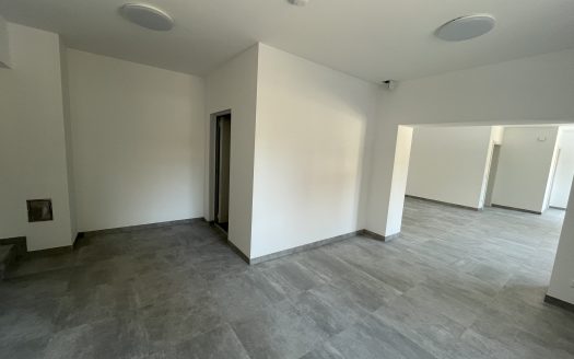 Moderne Geschäftsfläche in der Unteren Fellach – Erstbezug