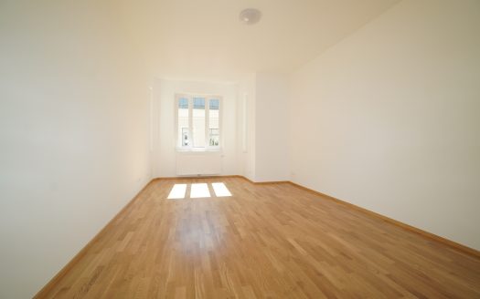 Stilvolle 3-Zimmer-Wohnung im renovierten Jugendstilhaus – Ruhelage mit Westbalkon