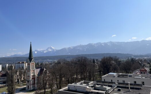 2-Zimmer-Wohnung im 8. OG mit traumhaftem Panoramablick über Villach