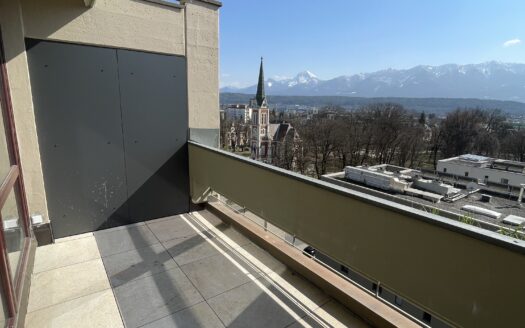 2-Zimmer-Wohnung im 8. OG mit traumhaftem Panoramablick über Villach