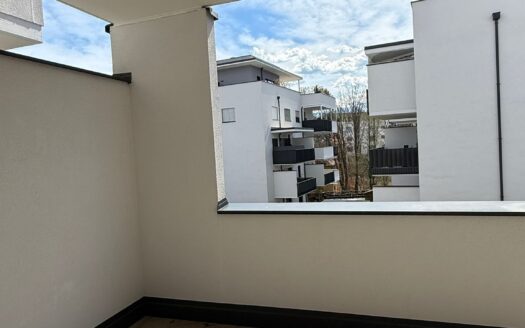 Moderne 2-Zimmer-Wohnung mit großem Südbalkon & Tiefgaragenplatz – Projekt „Landsitz“ in Landskron